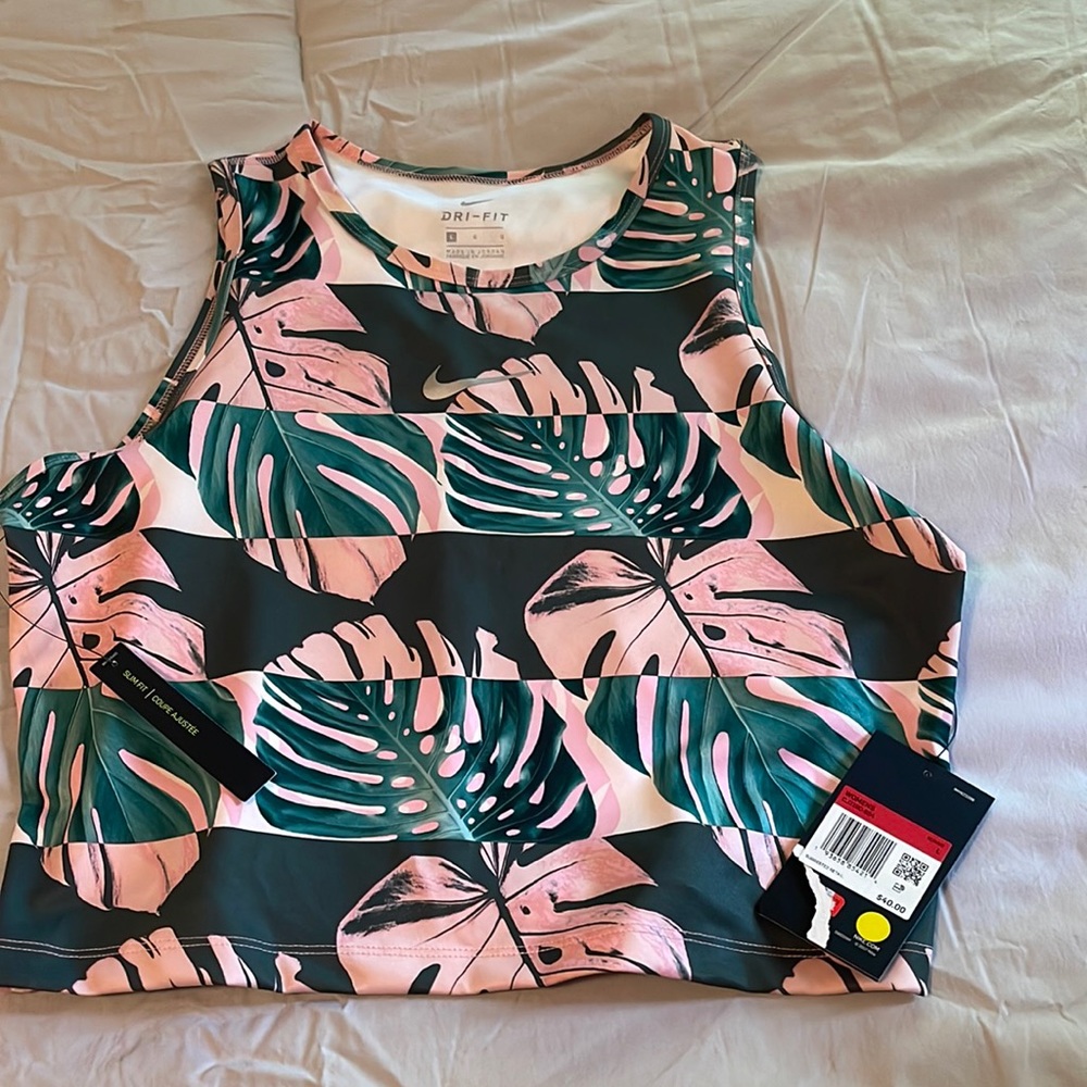 Nwt Nike tank top